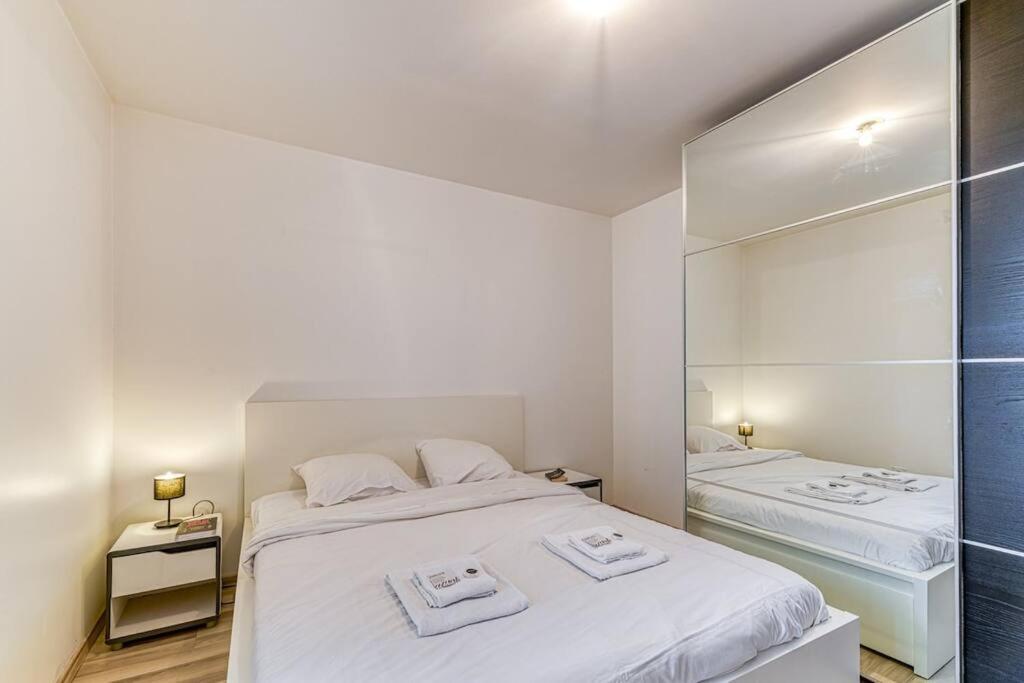 Bel Appartement-Garage Prive-Balcon-Wifi Fibre Rhut Exterior foto